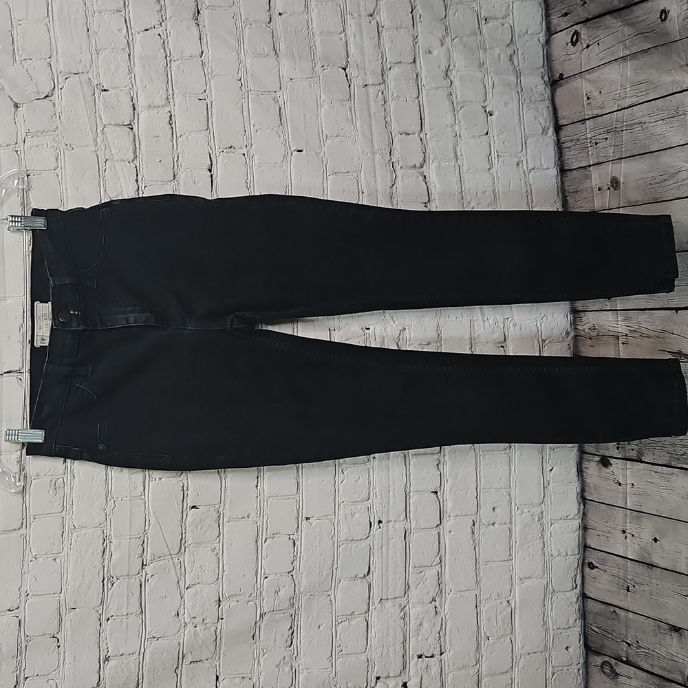 Free People Black Skinny Jeans size 27 EUC